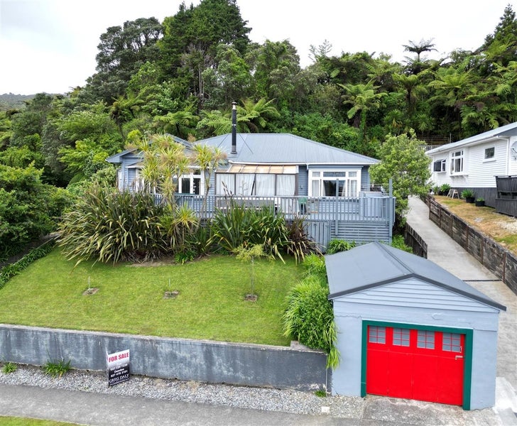 15 Lydia Street, Greymouth, Greymouth - Carousel 1