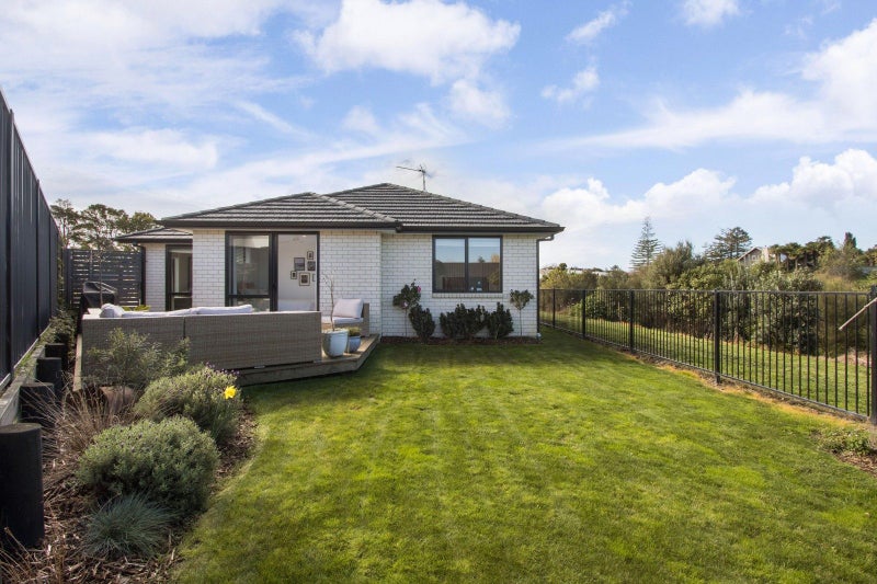 Property Valuation for 9 Pioneer Crescent, Omokoroa Trade Me Property