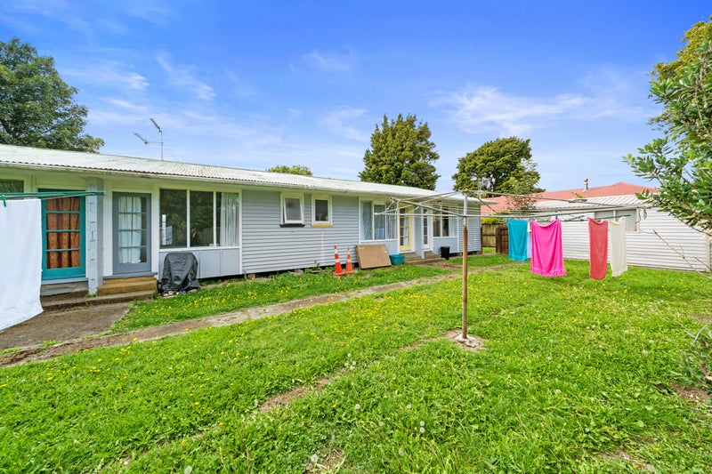 1/28 Islington Street, Trentham, Upper Hutt - Carousel 12