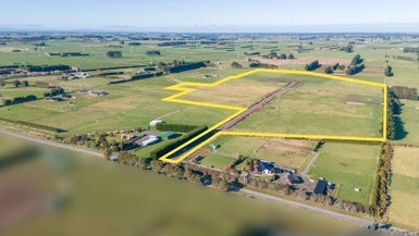 58 Dairy Way, Seaward Bush, Invercargill - Carousel 1