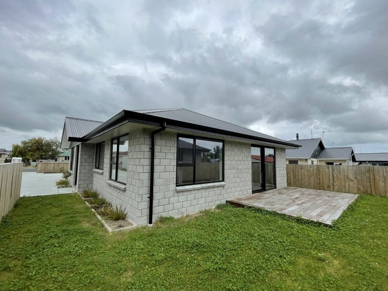 318 Crinan Street, Georgetown, Invercargill - Carousel 12