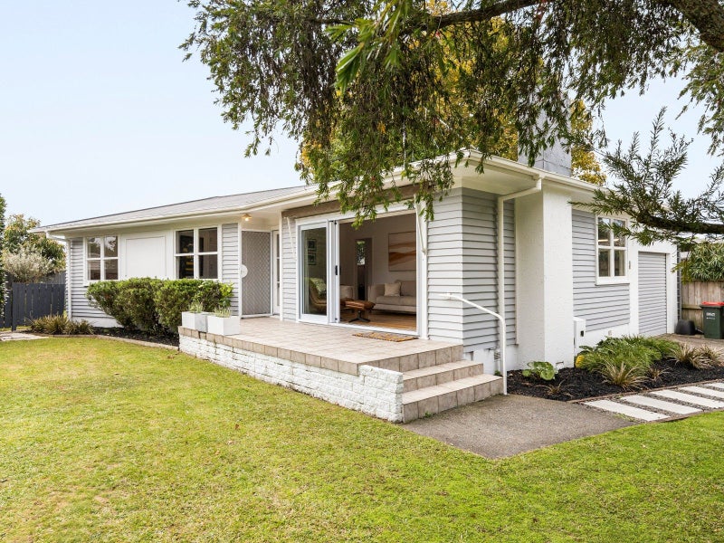 3 Seamer Place, St Andrews, Hamilton - Carousel 2