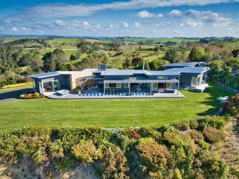 58 Te Arai Point Road, Te Arai, Wellsford - Carousel 1