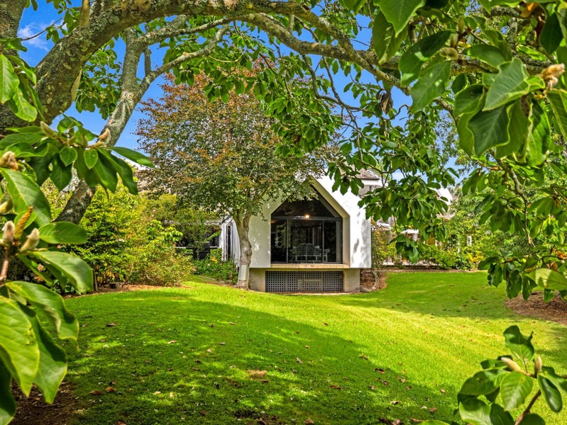 37 Island View Road, Karaka, Papakura - Carousel 1
