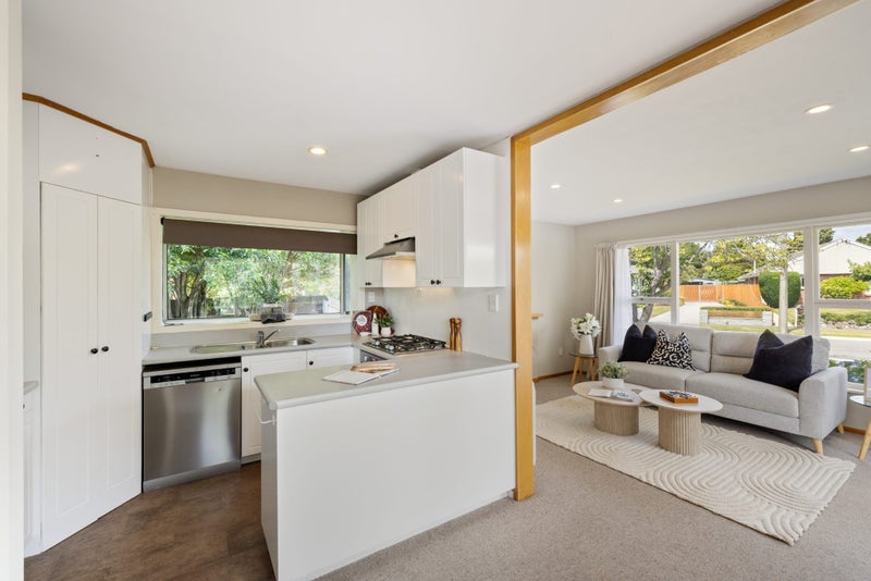 14 Kingrove Street, Bishopdale, Christchurch - Carousel 2