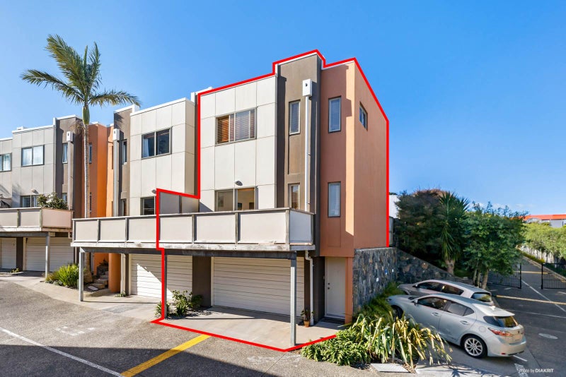 Property Valuation for 1/21 Hunters Park Drive, Three Kings, Auckland