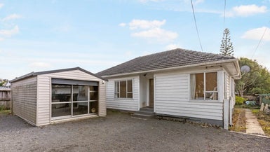 24 Birdwood Road, Pukekohe, Pukekohe - Carousel 1