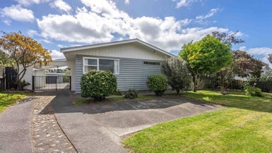20 Teoti Street, Paraparaumu Beach, Paraparaumu - Carousel 1