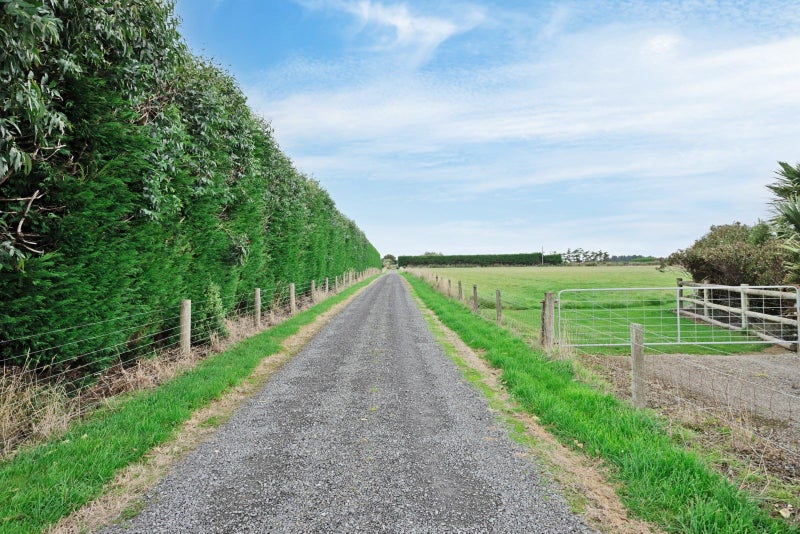 290 West Plains School Road, West Plains - Carousel 31