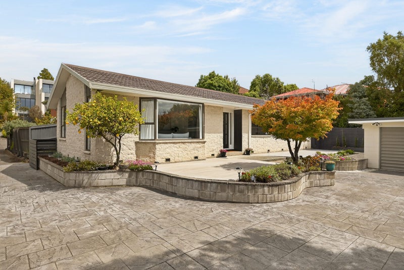 3 Pembridge Lane, Westmorland, Christchurch - Carousel 1