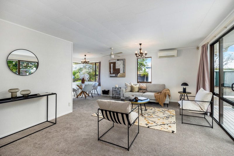 2/130 New Windsor Road, New Windsor, Auckland - Carousel 2