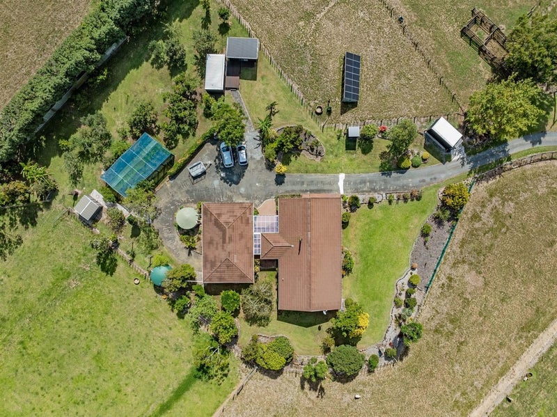 6835 State Highway 12, Turiwiri - Carousel 42