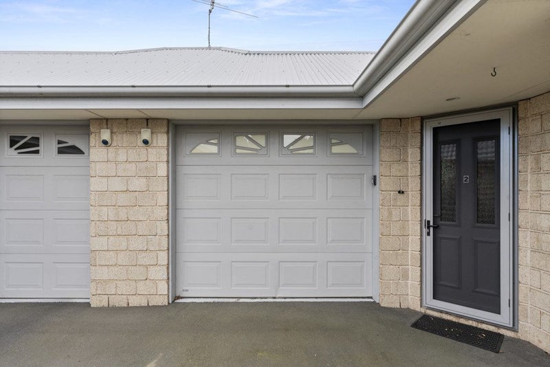 2/194 Waimairi Road, Ilam, Christchurch - Carousel 2