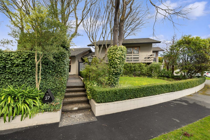 27 Highland Place, Avonhead, Christchurch - Carousel 16