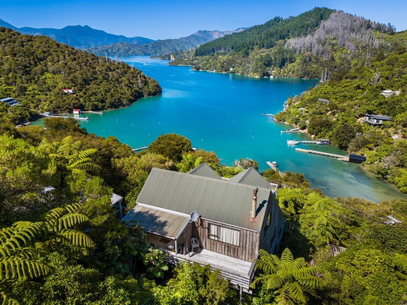 0 Karamau Bay, Lochmara Bay, Marlborough Sounds - Carousel 1