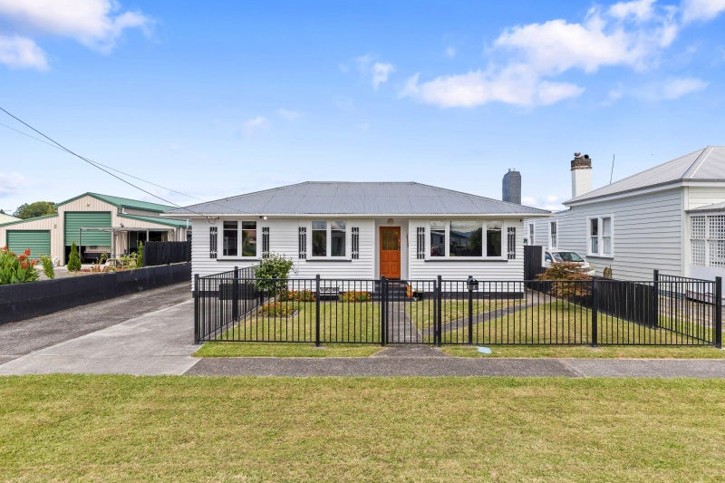 4 George Street, Paeroa, Paeroa - Carousel 1