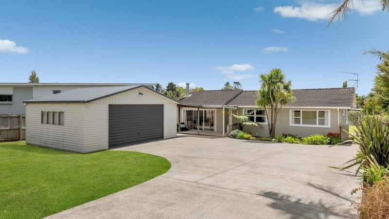 75 Karaka Road, Beachlands, Auckland - Carousel 1