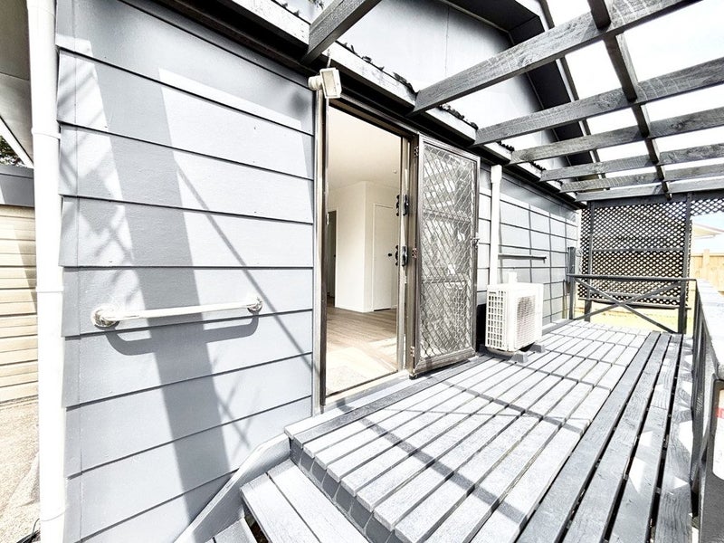 1/47 Rowandale Avenue, Manurewa, Auckland - Carousel 2