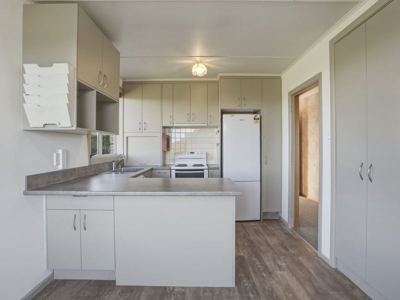 11 Harwich Street, Balclutha - Carousel 2