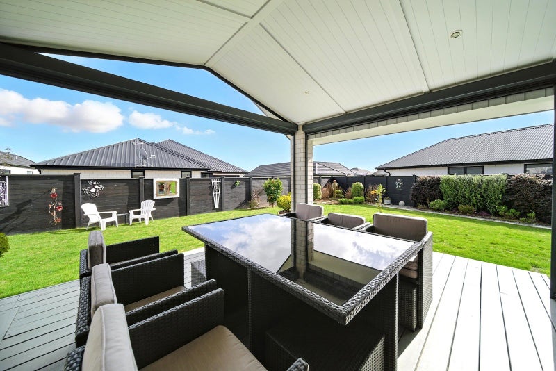 2 Carnachan Street, Cambridge, Cambridge - Carousel 1