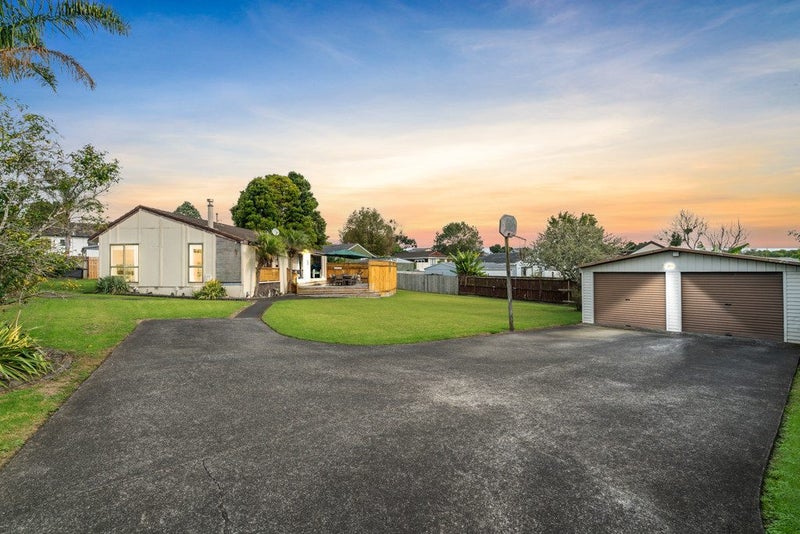 5 Aronia Way, Goodwood Heights, Auckland - Carousel 1