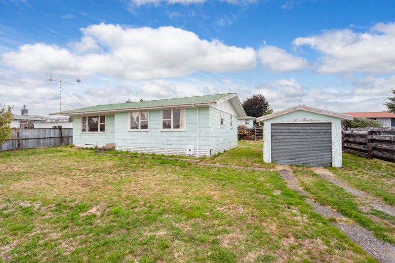 61 Arawa Crescent, Tokoroa - Carousel 2