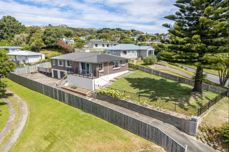 56 Arawhata Street, Ranui, Porirua - Carousel 1
