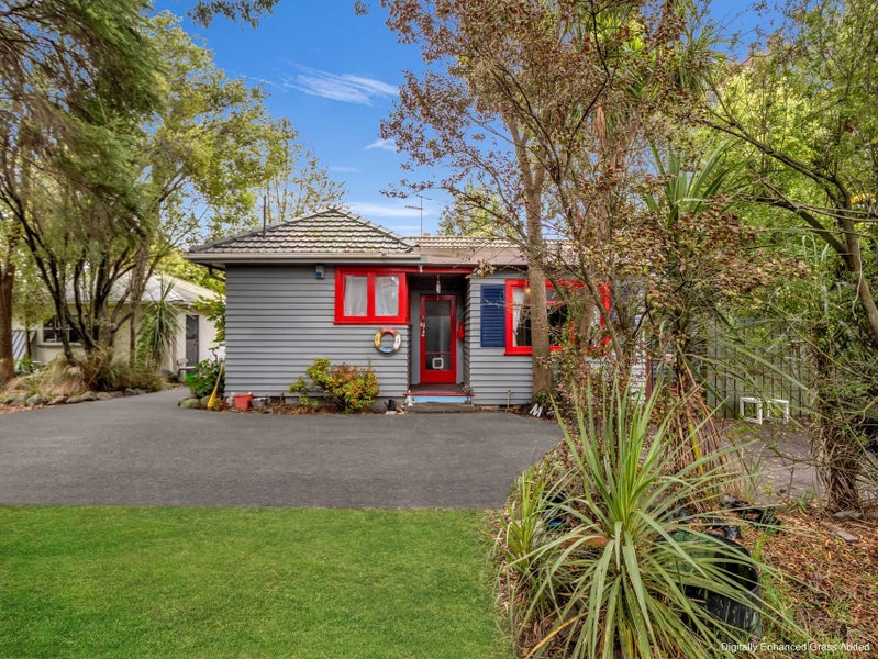 32 Shannon Place, Belfast, Christchurch - Carousel 1