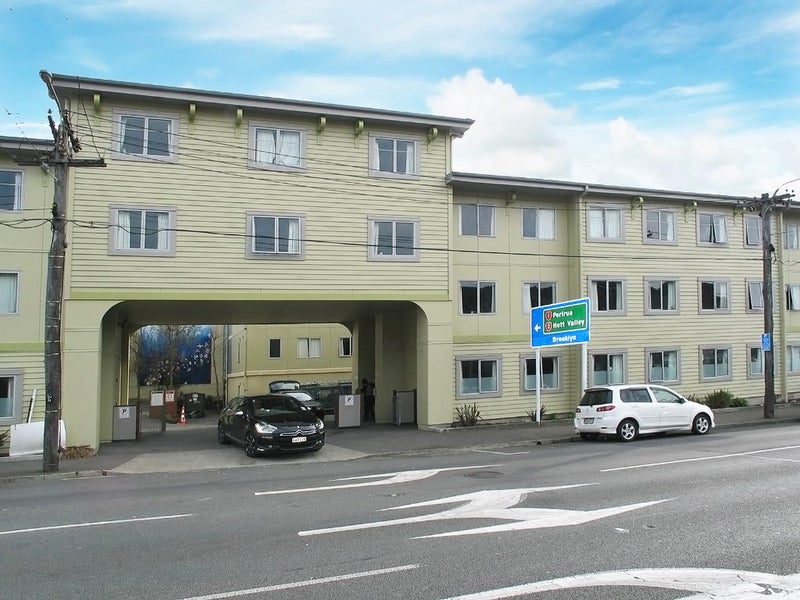 5/4 Sussex Street, Mount Cook, Wellington - Carousel 5