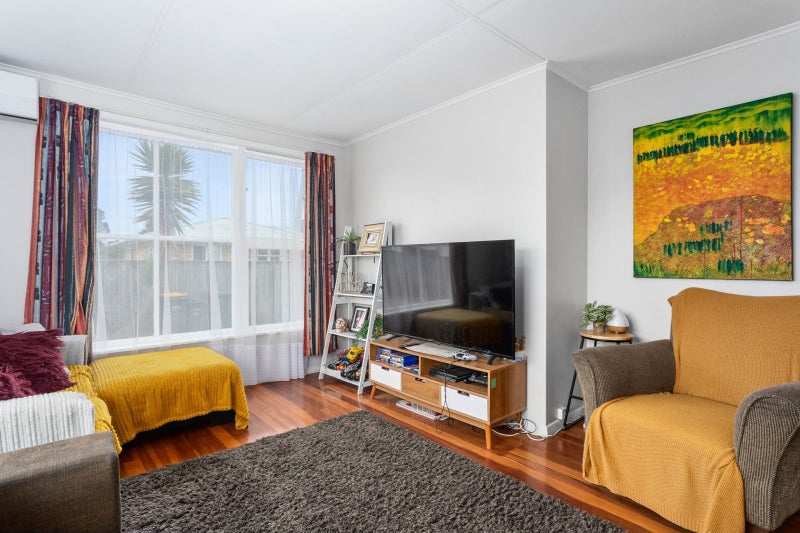 13A John Laughton Place, Whakatane - Carousel 2