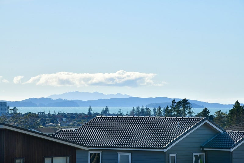 3 Ormonde Drive, Silverdale, Silverdale - Carousel 1