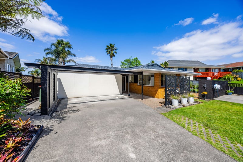 7 Tyrian Close, Half Moon Bay, Auckland - Carousel 2