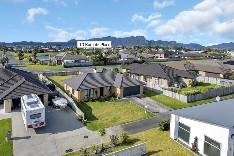 13 Kamahi Place, One Tree Point - Carousel 2