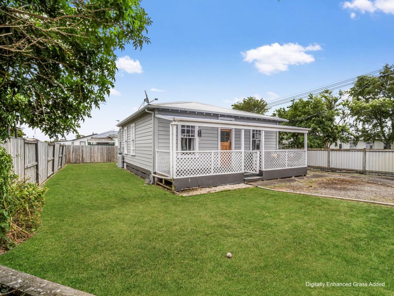 13 Carlisle Street, Milson, Palmerston North - Carousel 1