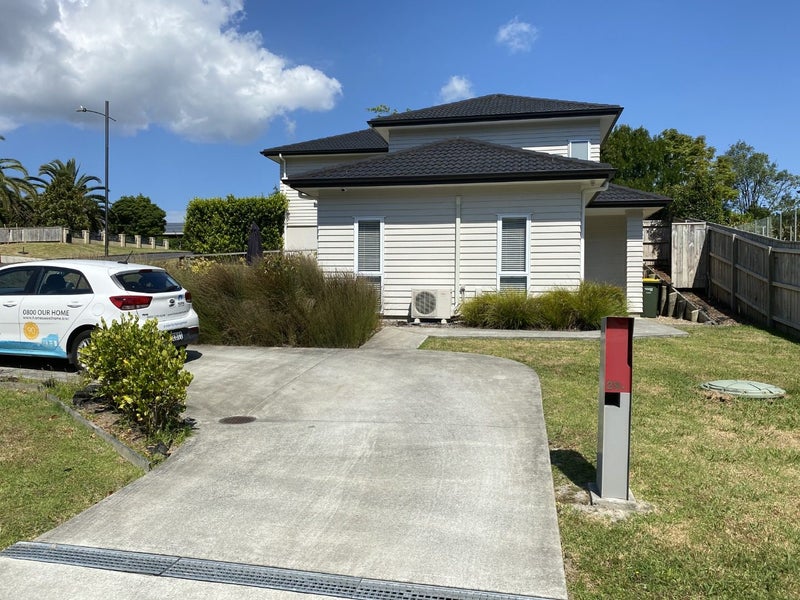 29 Applemoors Way, Riverhead, Riverhead - Carousel 1