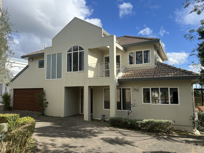 2/342 East Coast Road, Sunnynook, Auckland - Carousel 1