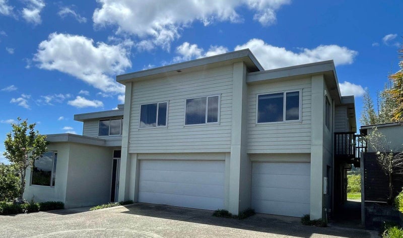 53 Sovereign Street, Flat Bush, Auckland - Carousel 2