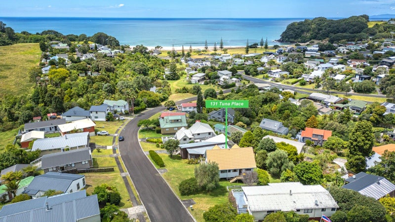 131 Tuna Place, Onemana, Whangamatā - Carousel 2