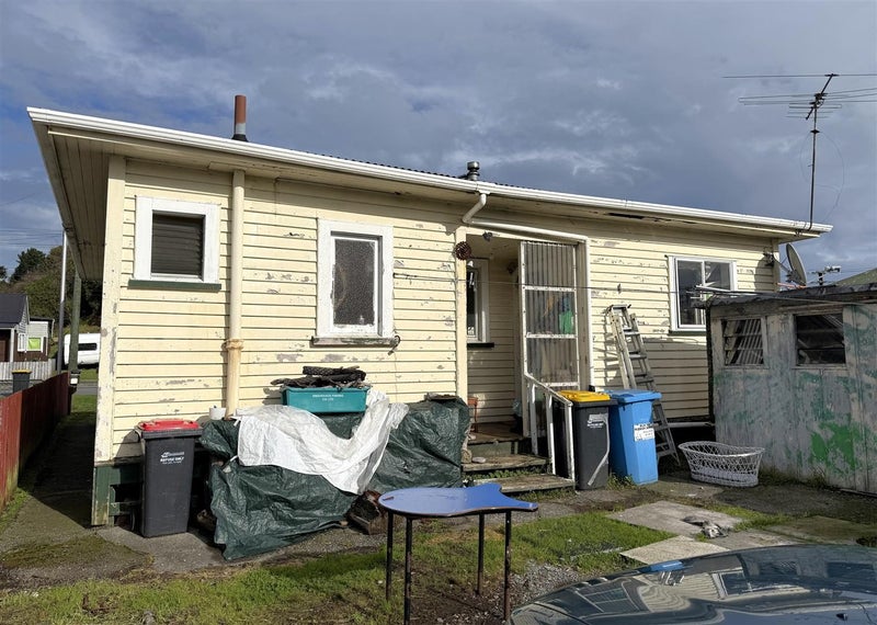 29 Murray Street, Greymouth, Greymouth - Carousel 2