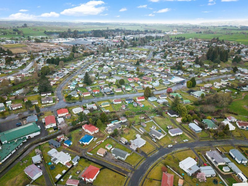 17 Crathie Crescent, Tokoroa, Tokoroa - Carousel 21