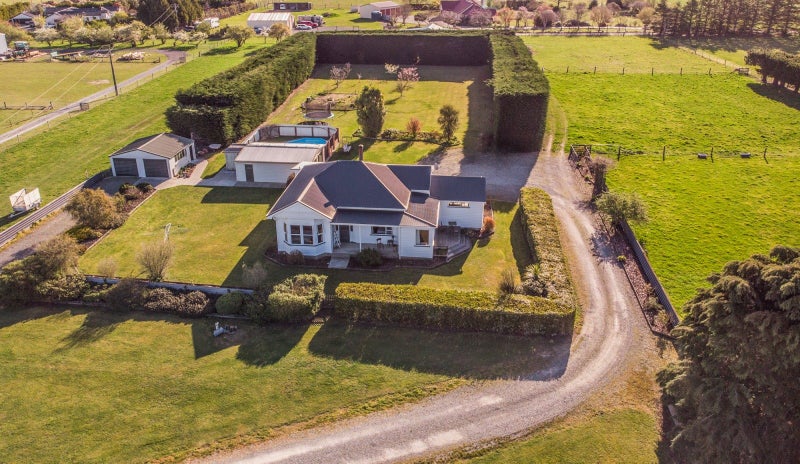 455 Timaru - Temuka Highway, LEVELS, TIMARU - Carousel 1