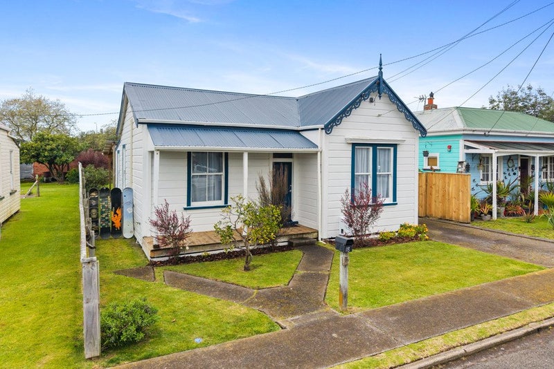 18 Tay Street, Whanganui, Whanganui - Carousel 1