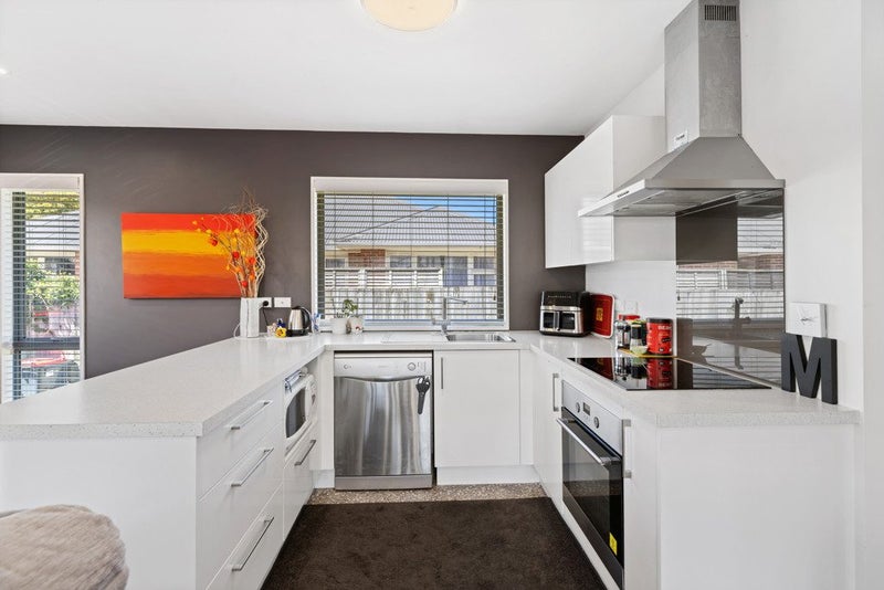 2/192 Woodham Road, Linwood, Christchurch - Carousel 2