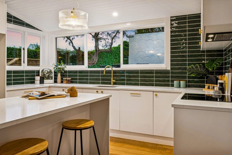 20 Aliford Avenue, One Tree Hill, Auckland - Carousel 2