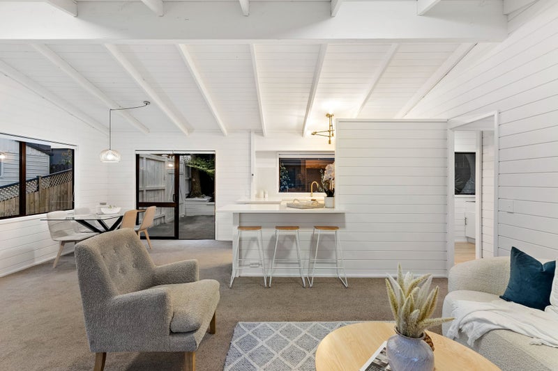 1/620 East Coast Road, Pinehill, Auckland - Carousel 10