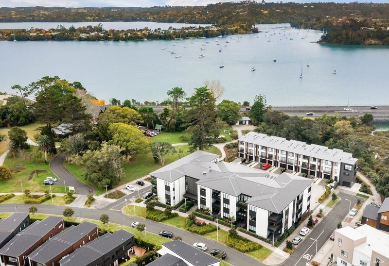 17/194 Buckley Avenue, Hobsonville, Auckland - Carousel 1