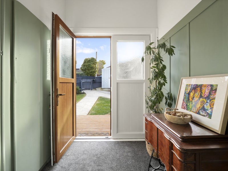 63 English Avenue, Mornington, Dunedin - Carousel 2
