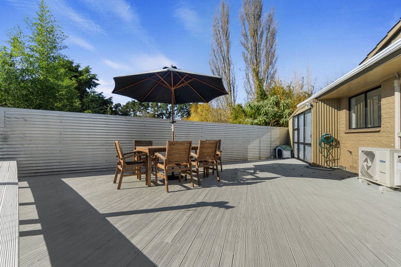 11B Anthony Crescent, Bader, Hamilton - Carousel 2