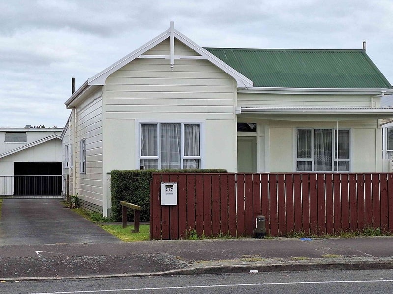 217 Ferguson Street, Palmerston North, Palmerston North - Carousel 1