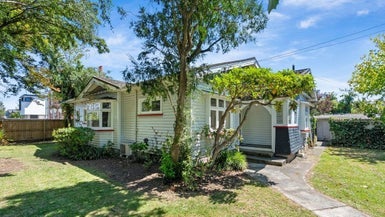 31 Lindsay Street, St Albans, Christchurch - Carousel 1